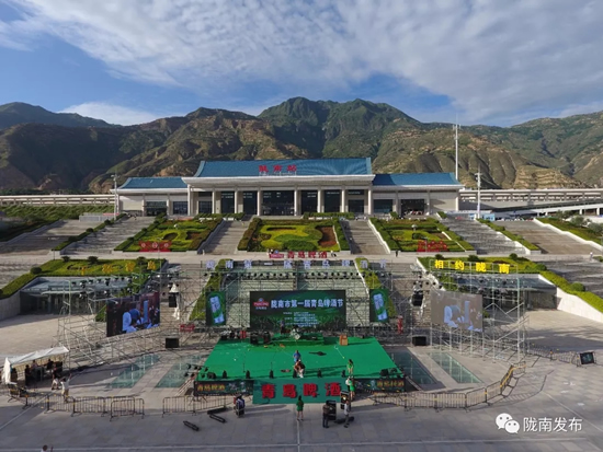 好嗨喲！隴南第一屆青島啤酒節(jié)開幕啦，為期8天