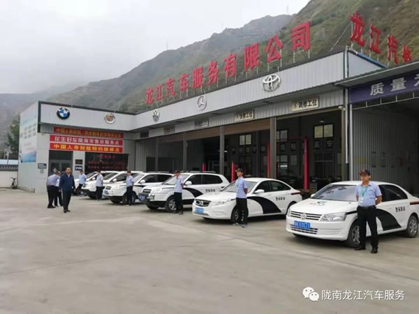 金錘鈑金，銀槍噴漆！龍江汽修值得信賴！