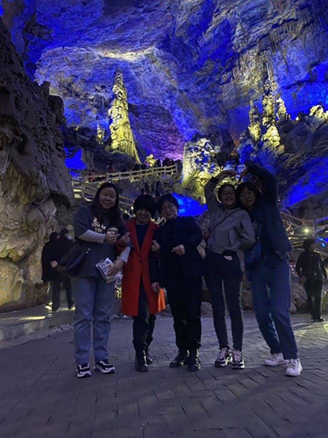 擁抱春天，不負(fù)春光——市龍江集團(tuán)歡慶“三?八”國際勞動(dòng)?jì)D女節(jié)